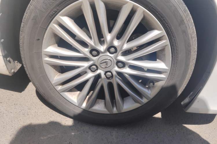 Used Lexus ES 2016 200 Midnight Special Limited Edition