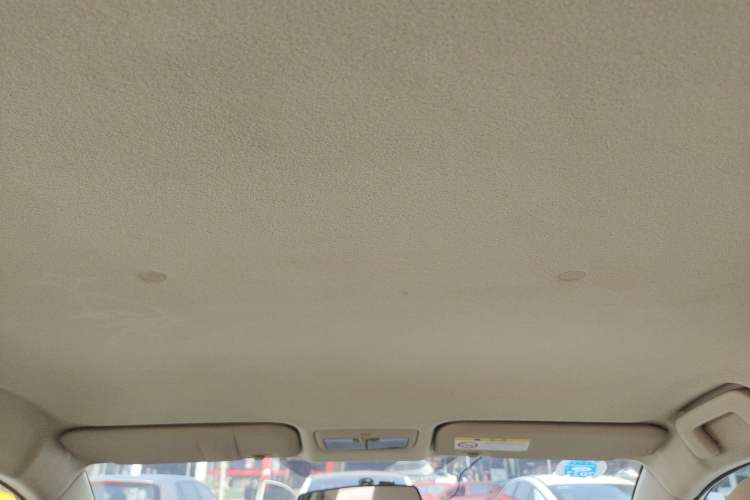 Used Toyota YARiS L Zhi Xuan 2014 1.3E Manual Charm Edition Headliner