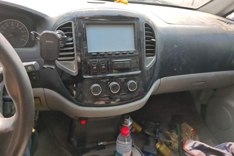 Used FORTHING Lingzhi 2016 M3 1.6L 7-Seater Luxury Model China V Standard