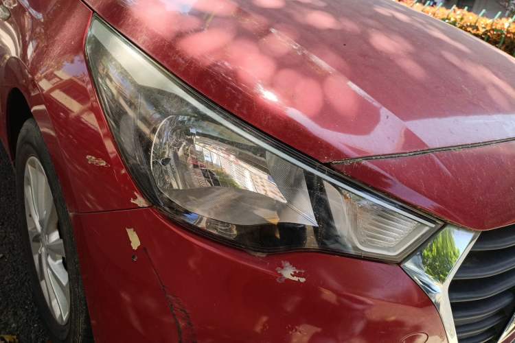 Used Hyundai Verna (new generation) 2016 1.4L Automatic Sport Edition Right Front Headlight