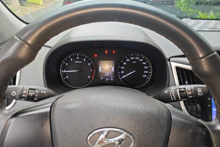 Used Hyundai ix25 2015 1.6L Automatic Two-Wheel Drive Smart GLS Trim Instrument Cluster