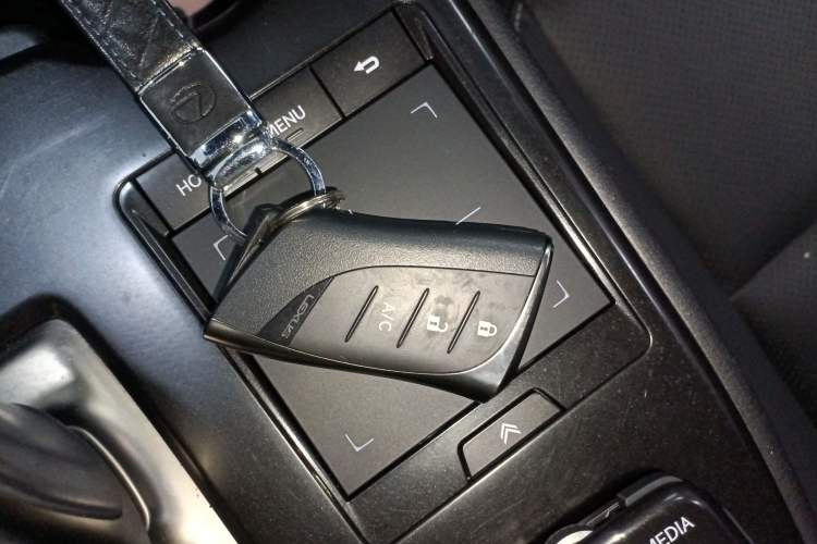 Used Lexus UX New Energy 2020 300e Pure·Joy Edition Vehicle Key