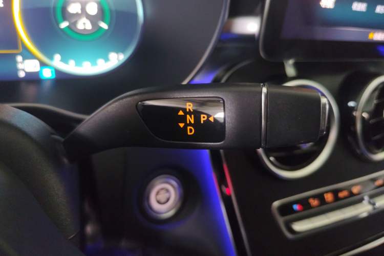 Used Mercedes-Benz C-Class 2020 Restyled C 200 L Fashion Edition Sport Version Gear Lever