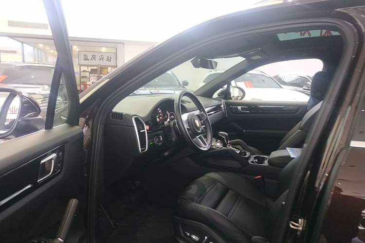 Used Porsche Cayenne E-Hybrid 2021 Cayenne E-Hybrid 2.0T