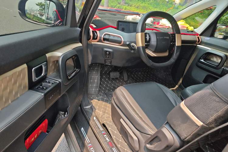 Used Baojun KiWi EV 2021 Artist Model Ternary Lithium Driver Seat