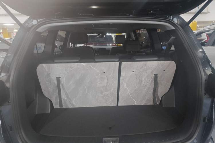 Used Hyundai Custo 2024 270TGDi LUX Prestige Edition
