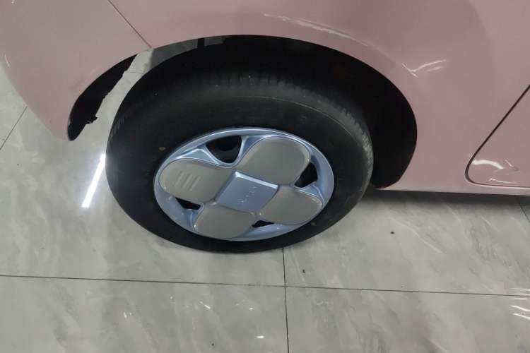 Used Geely Galaxy Panda 2023 Panda Mini 200km Endurance Bear Right Rear Wheel Hub