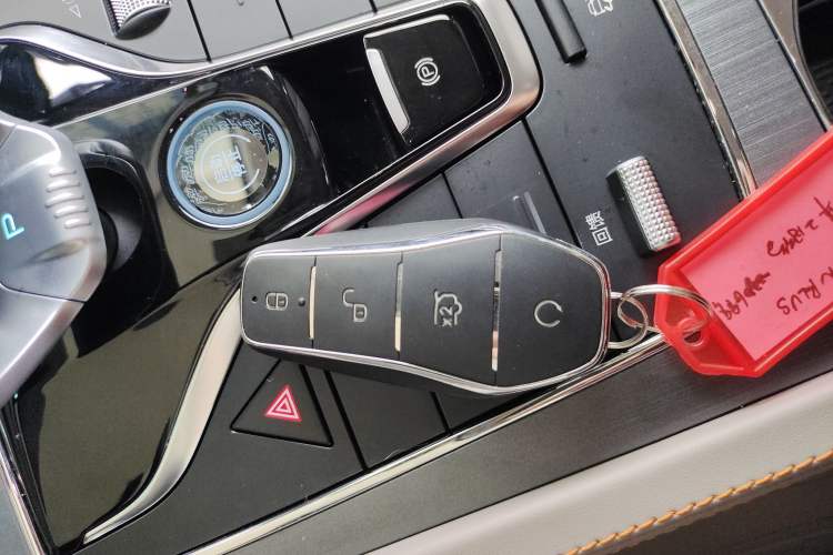 Used BYD Yuan PLUS 2024 Honor Edition 430KM Leading Model Vehicle Key