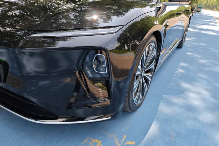 Used Nio ET9 2025 100 kWh
