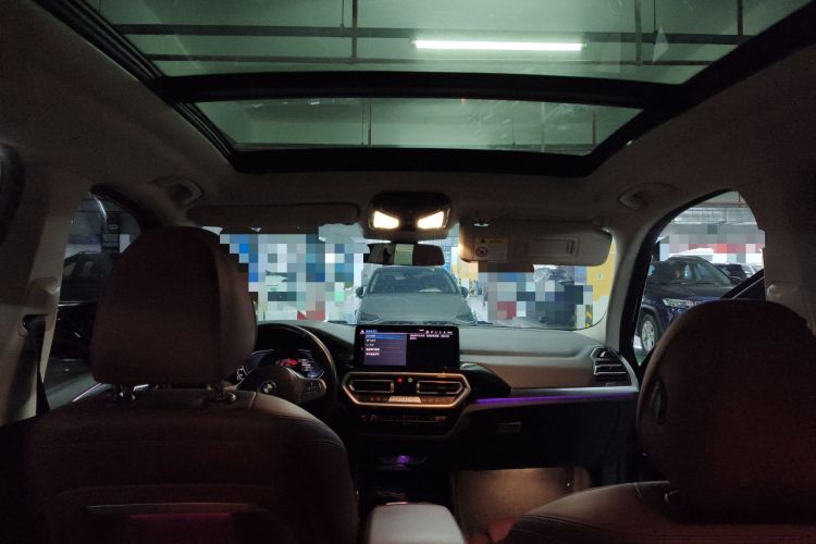 Used BMW iX3 2024 Leading Model Headliner