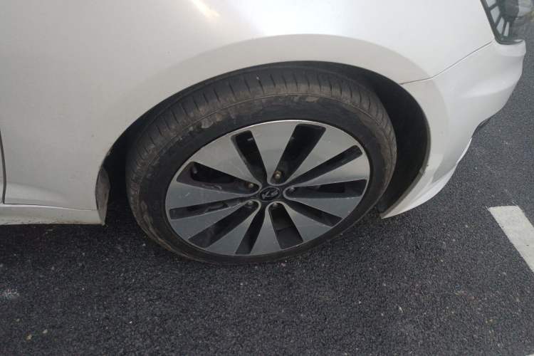 Used Kia K5 2012 2.0L Automatic DLX
