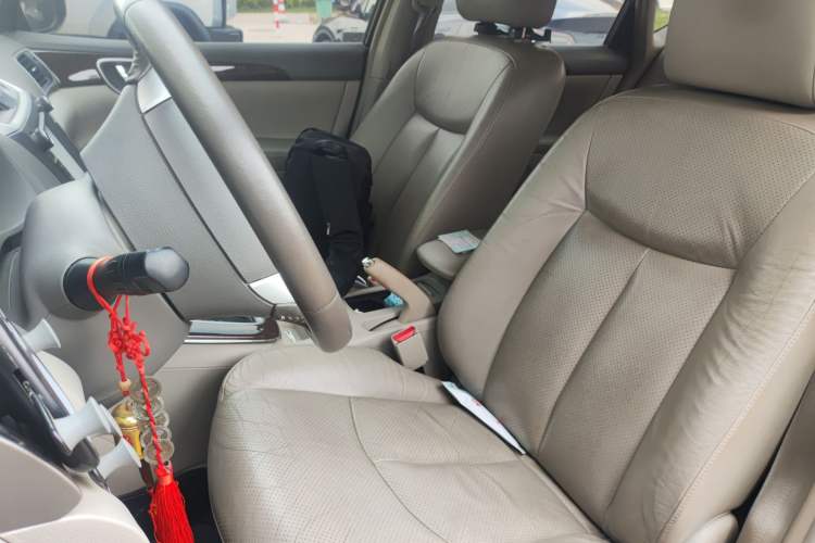 Used Nissan Sylphy 2012 1.6 XL CVT Luxury Edition Left Front Seat