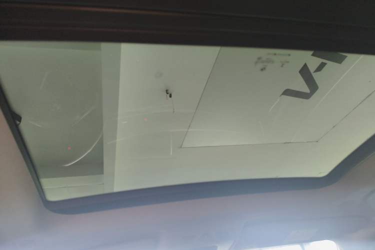 Used BMW X1 2018 xDrive20Li Luxury Edition Headliner