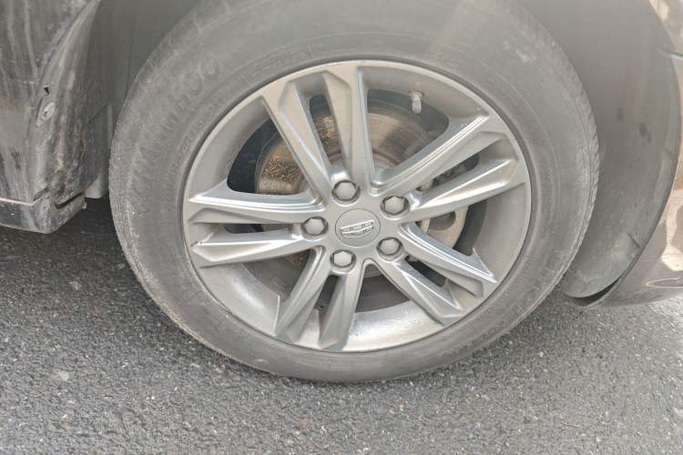 Used Geely Auto Emgrand 2017 Sedan Million Edition 1.5L CVT Upward Version