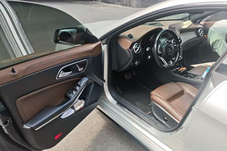 Used Mercedes-Benz CLA 2017 Year Restyled CLA 260 4MATIC
