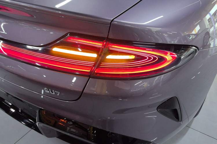 Used Xiaomi Auto SU7 2024 Rear-Drive Ultra-Long Range Advanced Pro-Level Intelligent Driving Version
