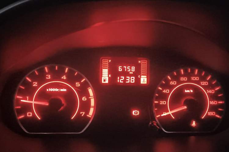 Used Wuling Hongguang V 2022 1.5L Jingqu Edition Electric-Assist LAR