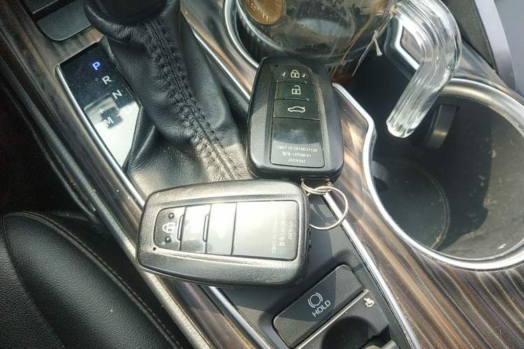 Used Toyota Camry 2019 2.0G Luxury Edition China V Standard