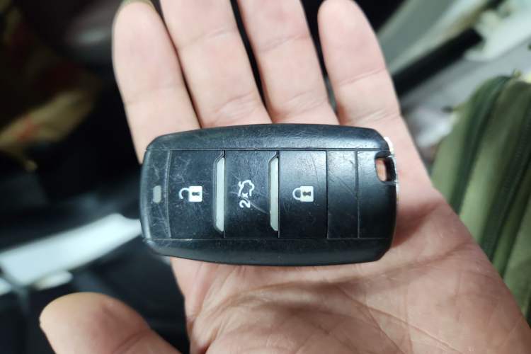 Used CHANGAN OSHAN A800 2017 1.6L Manual Luxury Model