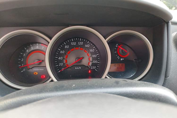 Used Nissan Sylphy 2016 Classic 1.6XE Automatic Leading Edition Instrument Cluster