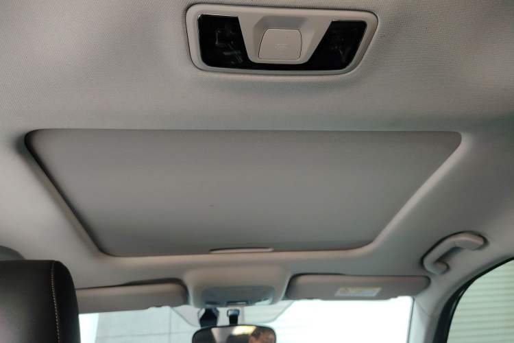 Used Chery OMODA 2023 1.5T CVT Trendy PLUS Edition Headliner