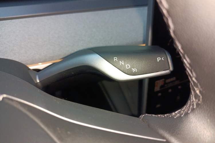 Used Tesla Model Y 2024 Rear-Wheel-Drive Version