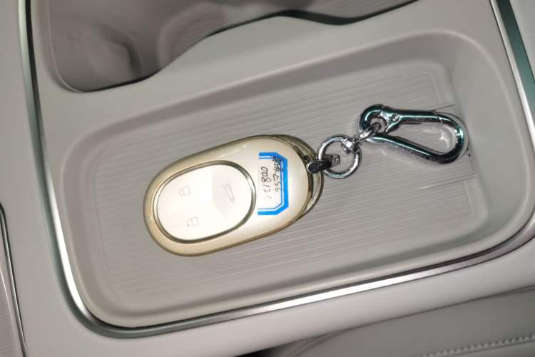 Used Nio ES6 2023 75 kWh
