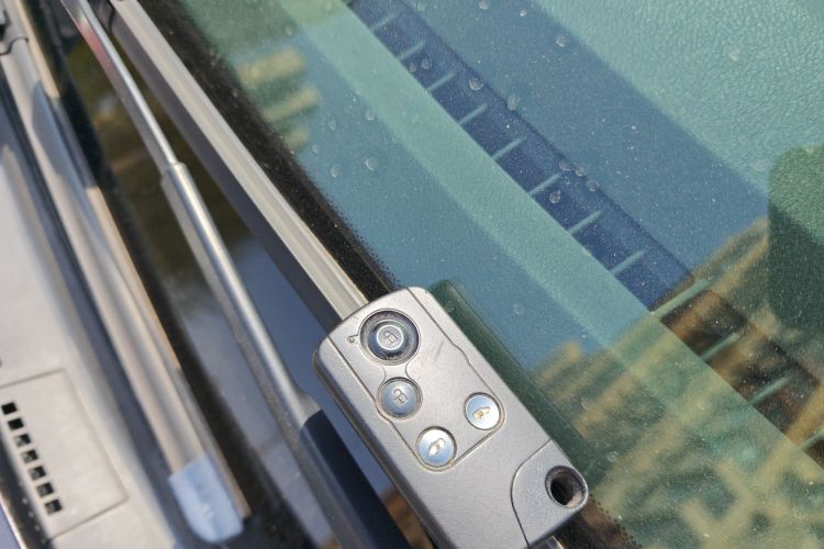 Used Honda Elysion 2012 2.4L VTi-S Prestige Edition