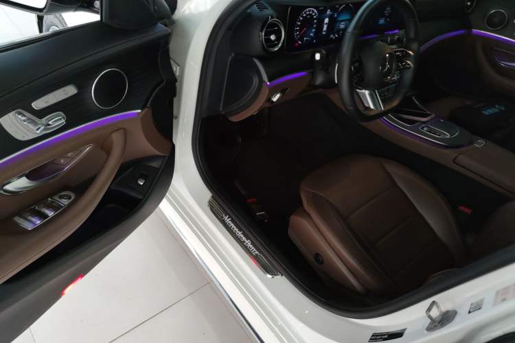Used Mercedes-Benz E-Class 2022 Revised Version E 300 L Sporty and Stylish Edition Driver Seat
