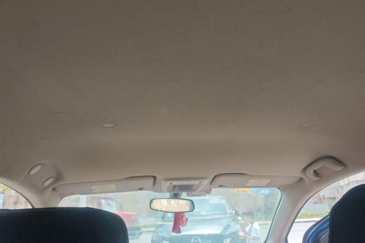 Used Chevrolet Aveo Sonic 2011 Sedan 1.4L MT SL
