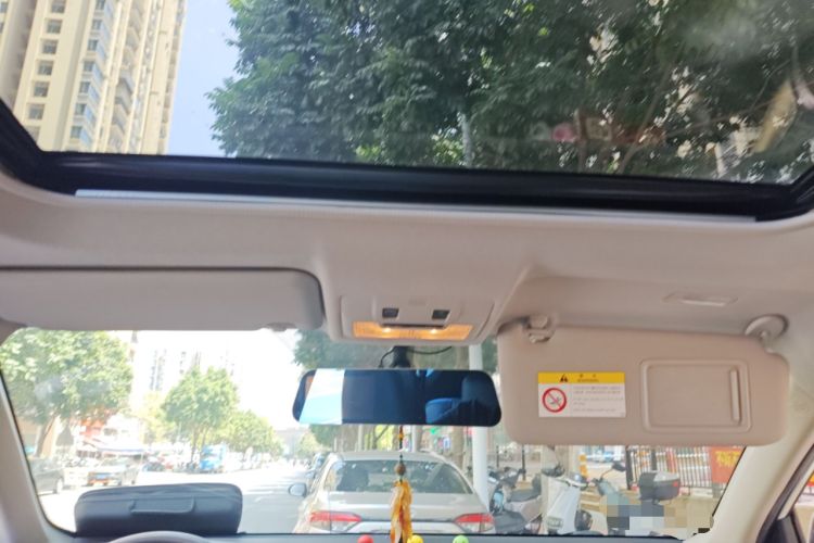 Used Toyota RAV4 2015 2.0L CVT Two-Wheel Drive Fashion Edition
