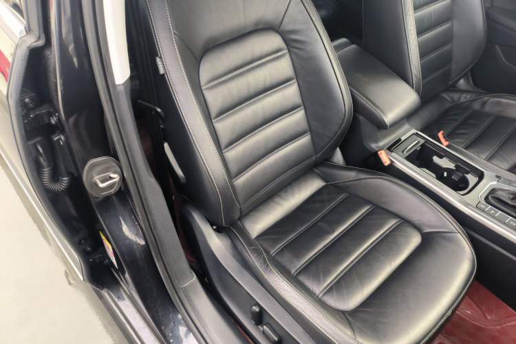 Used Volkswagen Passat 2017 330TSI DSG Luxury Edition