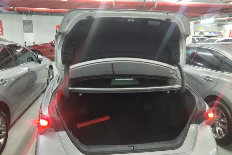 Used Toyota Avalon 2023 2.0L Luxury Edition
