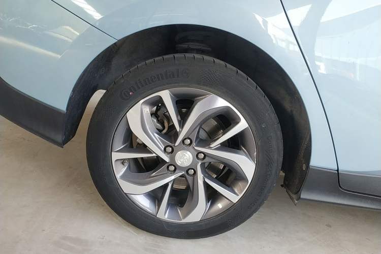 Used Buick Velite 6 2020 Connected Smart Enjoyment PLUS Right Rear Wheel Hub