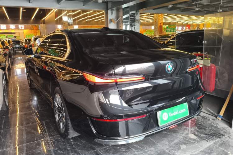 Used BMW i7 2023 eDrive50L Premium Luxury Package