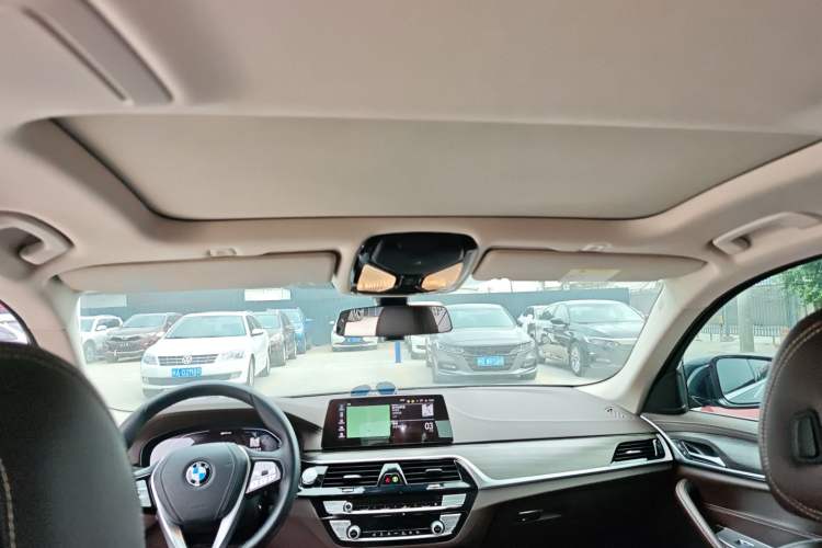 Used BMW 5 Series New Energy 2020 Mileage Upgrade Version 530Le Luxury Package