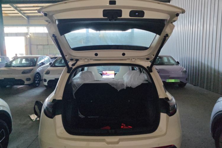 Used Geely Galaxy Geome 2026 Model 310km Dream Edition Trunk