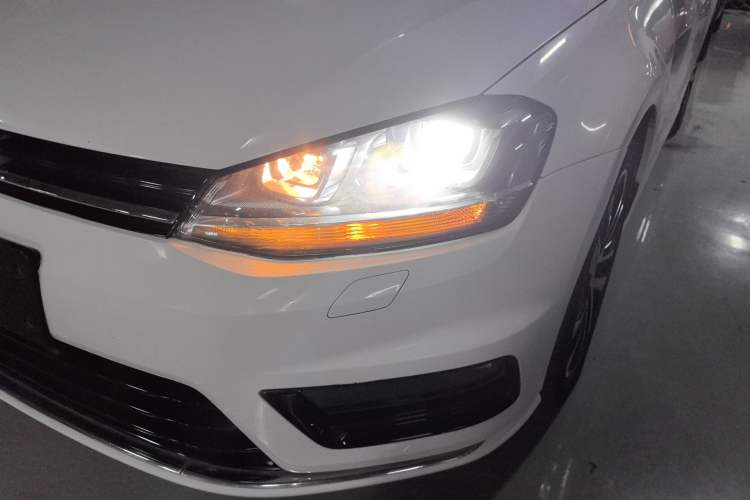 Used Volkswagen Golf 2017 280TSI Automatic R-Line Million-Vehicle Commemorative Edition