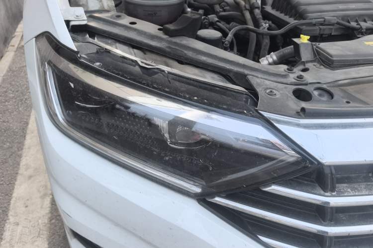 Used Volkswagen Sagitar 2021 280TSI DSG Excellence Edition Right Front Headlight