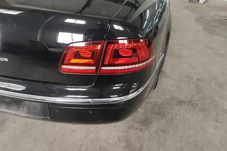Used Volkswagen Phaeton 2014 3.0L Business Model