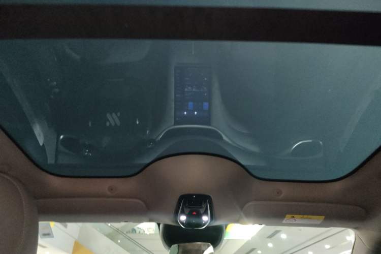 Used IM L6 2025 Ultra Model Headliner