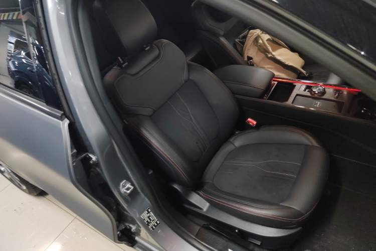 Used Ford Mondeo 2022 EcoBoost 245 Ultimate Model Right Front Seat