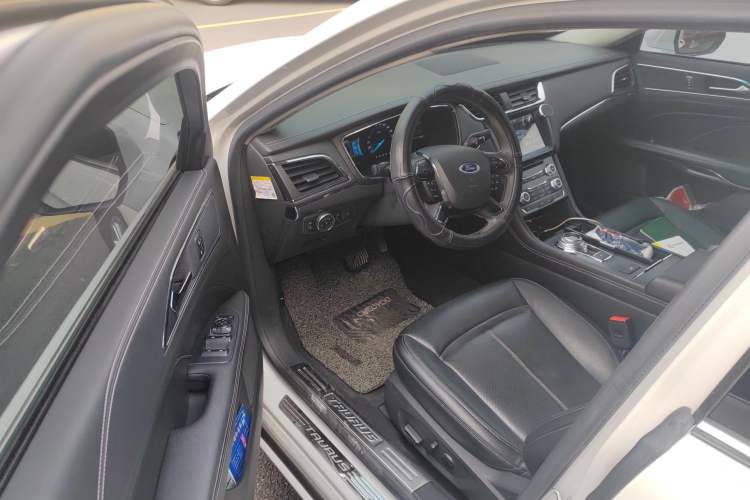 Used Ford Taurus 2015 EcoBoost 245 Fashion Edition
