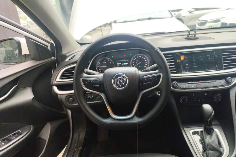 Used Buick GT 2021 Revised Version 1.3T Automatic Mild Hybrid Elite Edition Steering Wheel