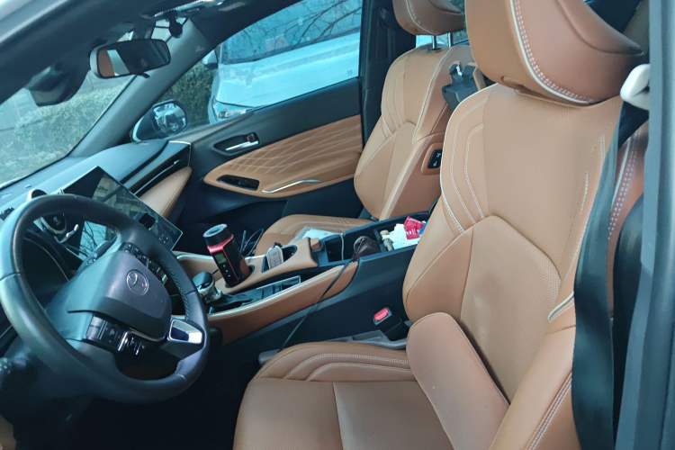 Used Toyota Avalon 2024 Dual-Motor 2.0L Luxury Edition