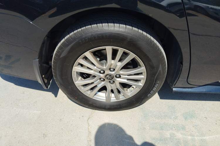 Used Toyota SIENNA 2021 2.5L Hybrid Premium Edition
