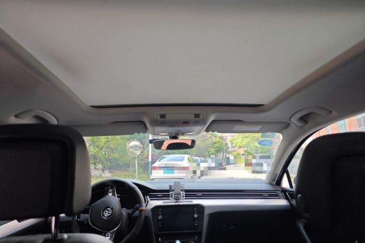 Used Volkswagen Variant 2018 380TSI Two-Wheel Drive Comfort Edition Headliner