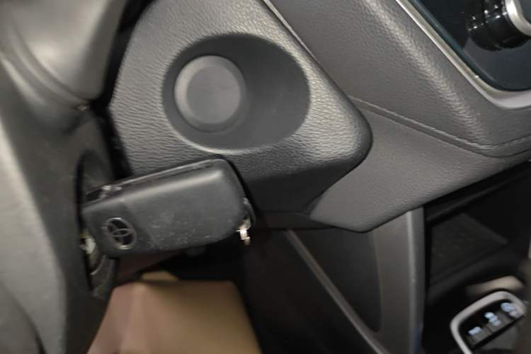 Used Toyota FRONTLANDER 2023 2.0L CVT Elite Edition
