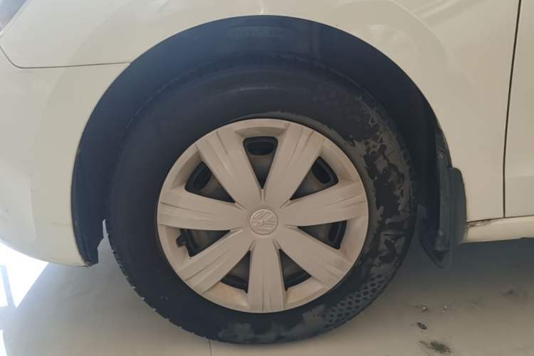 Used Volkswagen Jetta 2013 1.6L Manual Fashion Edition