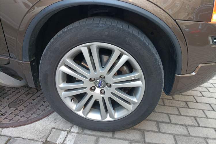 Used Volvo XC90 2013 2.5T T5 Executive Upgrade Edition Right Front Wheel Hub